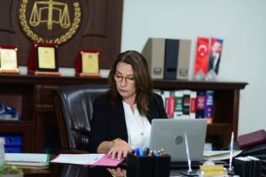 Aldatmak 1 Bolum Izle